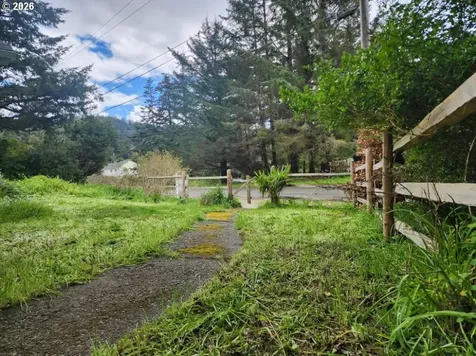 636 18th Street Port Orford OR 97465
