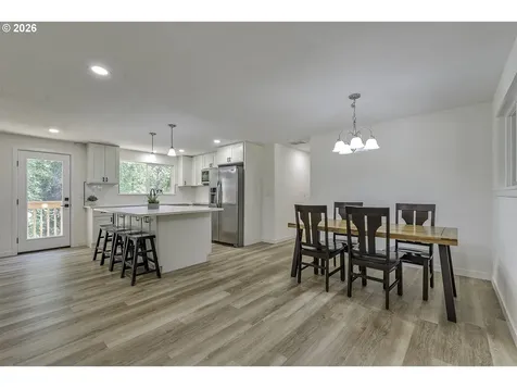 680 SW Willow Creek Drive Beaverton OR 97003