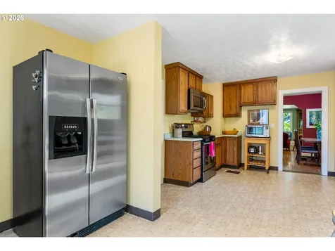 1003 5th Street Hood River OR 97031