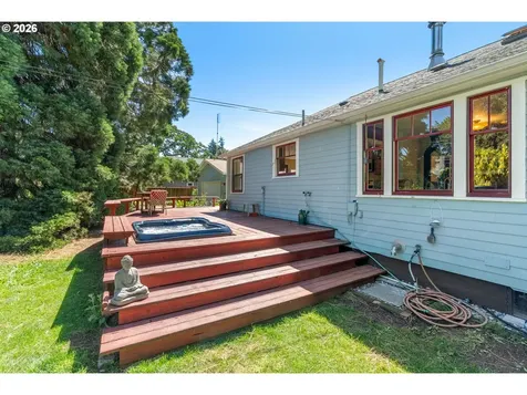 1003 5th Street Hood River OR 97031