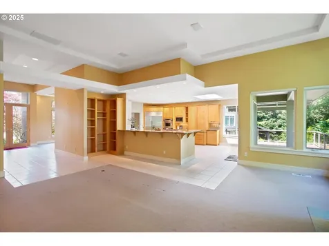 22040 Shannon Place West Linn OR 97068