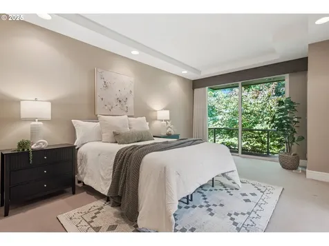 22040 Shannon Place West Linn OR 97068