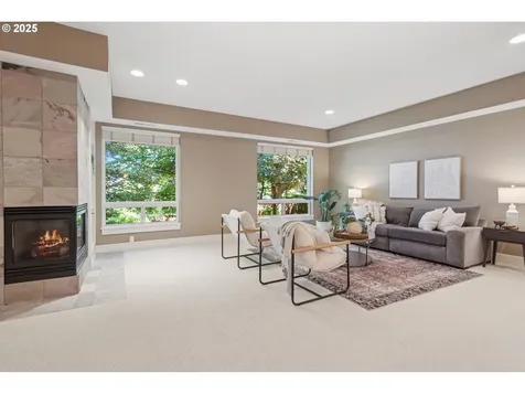 22040 Shannon Place West Linn OR 97068