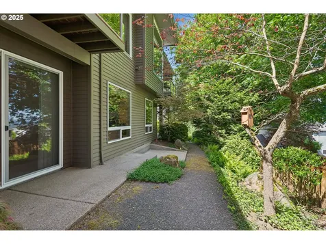 22040 Shannon Place West Linn OR 97068
