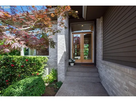 22040 Shannon Place West Linn OR 97068