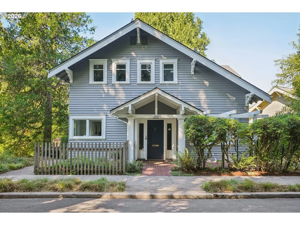4003 SW Hillsdale Avenue Portland OR 97239