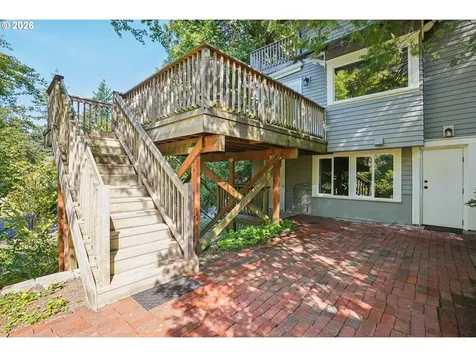 4003 SW Hillsdale Avenue Portland OR 97239