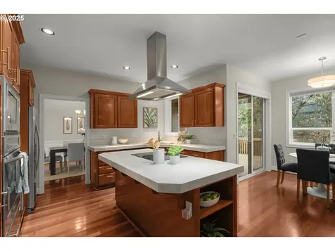 2545 SW 75th Terrace Portland OR 97225