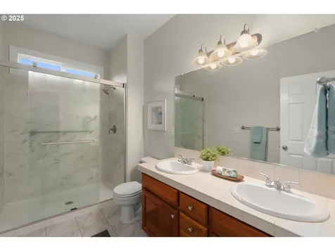 2545 SW 75th Terrace Portland OR 97225