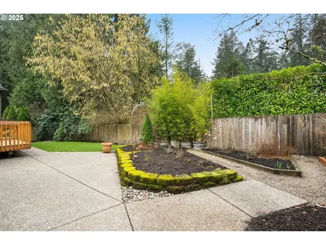 2545 SW 75th Terrace Portland OR 97225