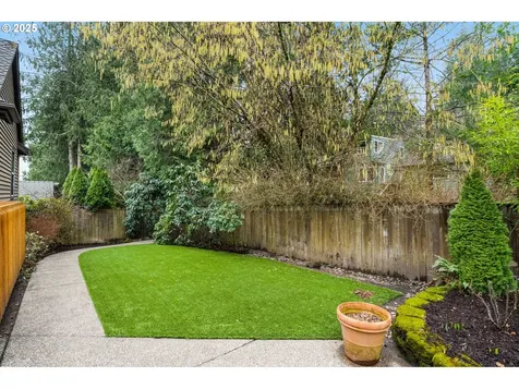 2545 SW 75th Terrace Portland OR 97225