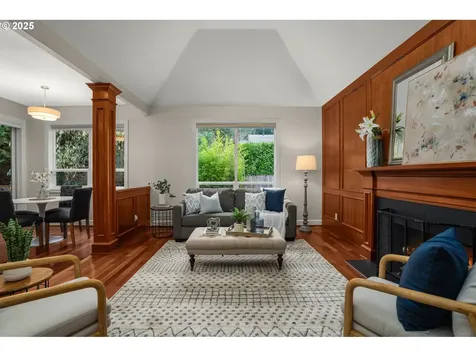 2545 SW 75th Terrace Portland OR 97225