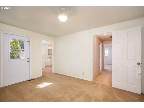 280 Timothy Street Junction City OR 97448