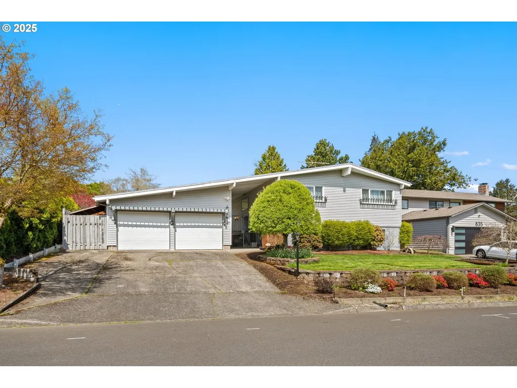 845 NW 3rd Street Gresham OR 97030