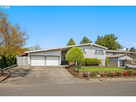 845 NW 3rd Street Gresham OR 97030