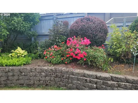 845 NW 3rd Street Gresham OR 97030