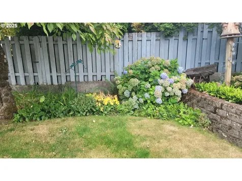 845 NW 3rd Street Gresham OR 97030
