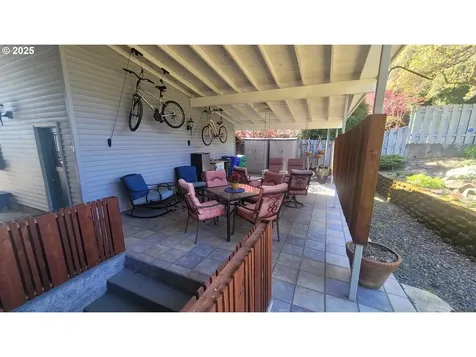 845 NW 3rd Street Gresham OR 97030