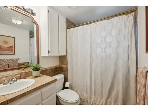 1306 NW Benton Street Camas WA 98607