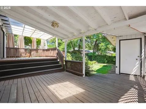1306 NW Benton Street Camas WA 98607