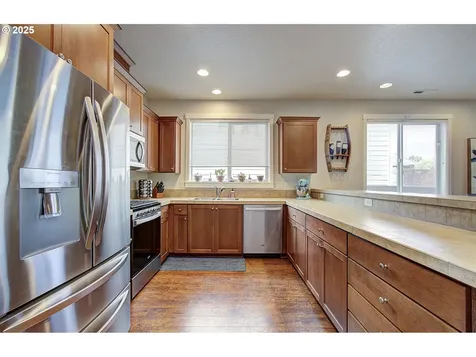 530 N Helens View Drive Ridgefield WA 98642