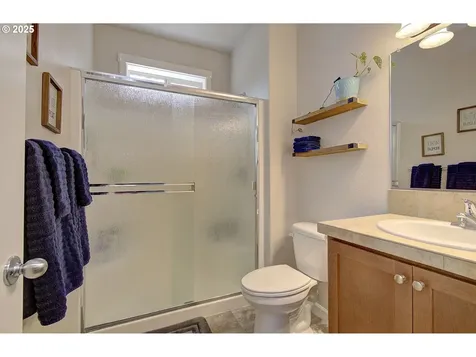 530 N Helens View Drive Ridgefield WA 98642
