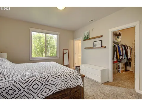 530 N Helens View Drive Ridgefield WA 98642