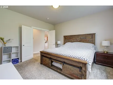 530 N Helens View Drive Ridgefield WA 98642