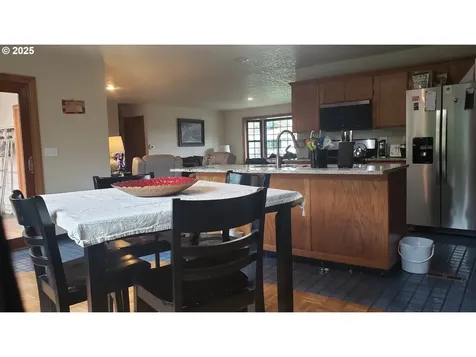 1026 SE 213th Avenue Gresham OR 97030