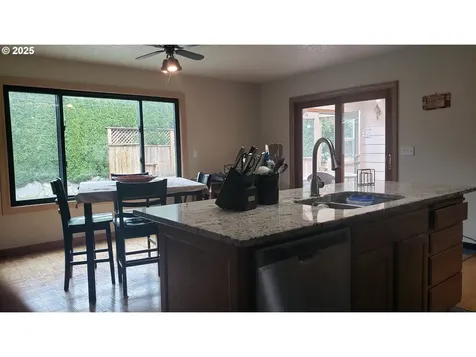 1026 SE 213th Avenue Gresham OR 97030