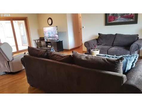 1026 SE 213th Avenue Gresham OR 97030