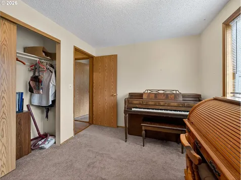 3025 NE 29th Street Gresham OR 97030