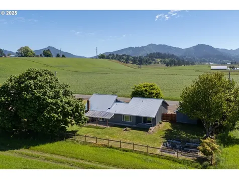 1770 Mccormick Loop Road Tillamook OR 97141
