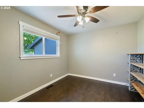 1770 Mccormick Loop Road Tillamook OR 97141