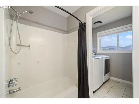 1770 Mccormick Loop Road Tillamook OR 97141