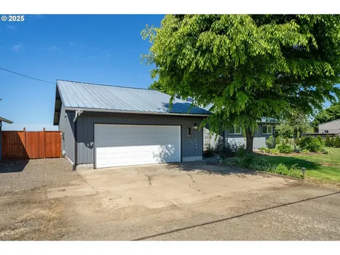 1770 Mccormick Loop Road Tillamook OR 97141