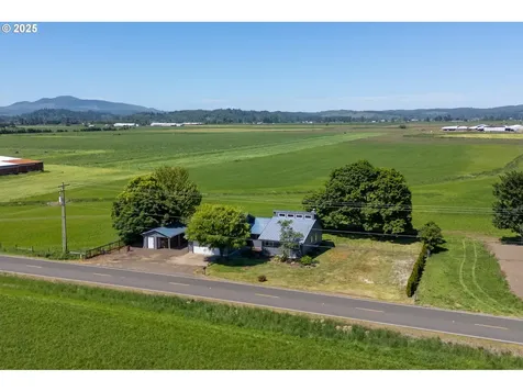 1770 Mccormick Loop Road Tillamook OR 97141