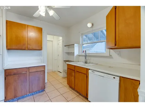 2223 SE 139th Avenue Portland OR 97233
