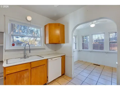 2223 SE 139th Avenue Portland OR 97233