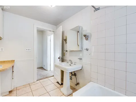 2223 SE 139th Avenue Portland OR 97233