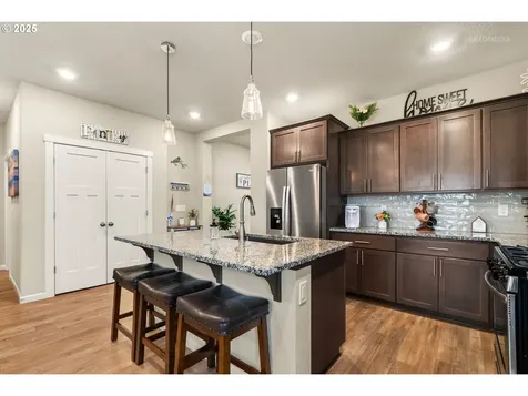 120 NE 19th Avenue Canby OR 97013