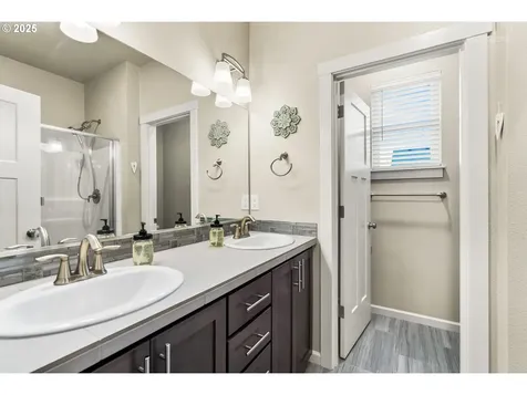 120 NE 19th Avenue Canby OR 97013