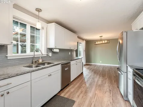 11215 NE 85th Circle Vancouver WA 98662