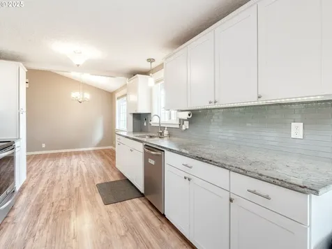 11215 NE 85th Circle Vancouver WA 98662