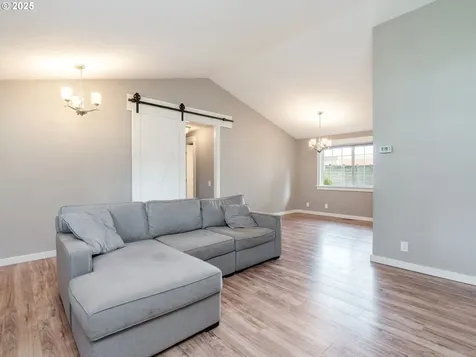 11215 NE 85th Circle Vancouver WA 98662