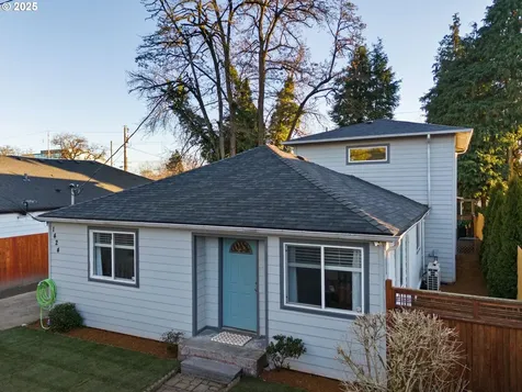1424 D Street Washougal WA 98671
