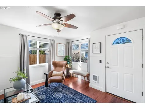 1424 D Street Washougal WA 98671
