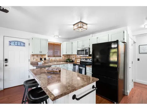 1424 D Street Washougal WA 98671