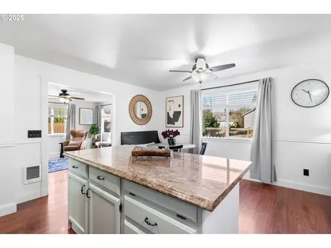 1424 D Street Washougal WA 98671
