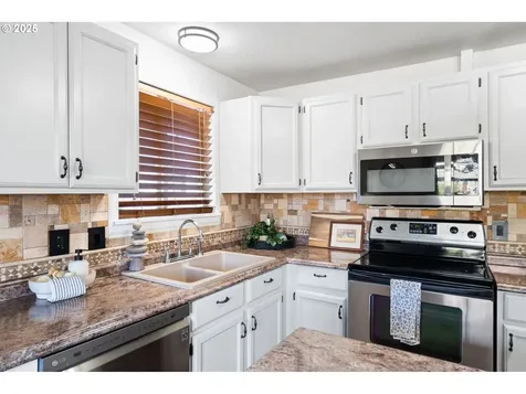 1424 D Street Washougal WA 98671